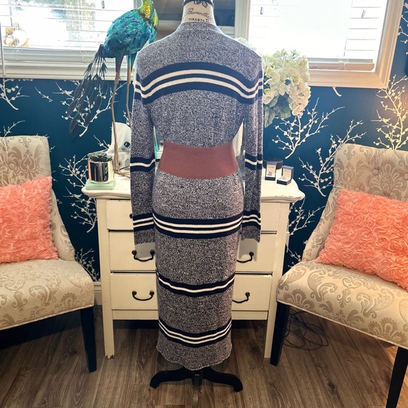 BEAUTIFUL, aerie , long blue and white cardigan, size S - Picture 13 of 13